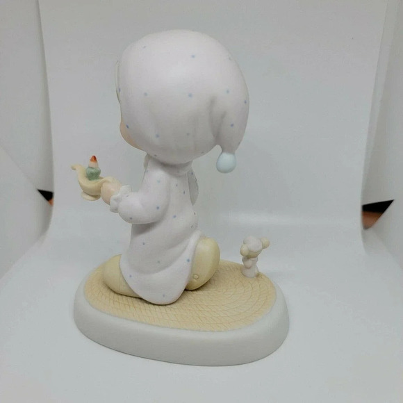 PRECIOUS MOMENTS FIGURINES "Jesus is the light that Shines" Child in Pajamas - Picture 5 of 12
